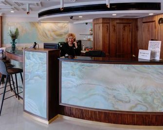 Armon Hayarkon Hotel - Tel Aviv - Front desk