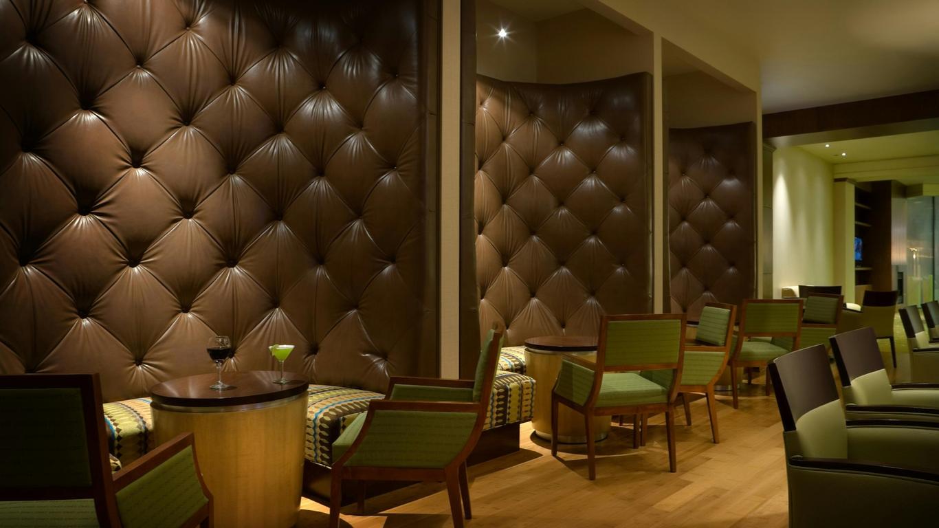 DoubleTree by Hilton Omaha Downtown
