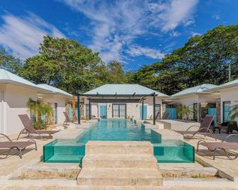 Villas Vr Beachwalk Avellanas - Tamarindo - Piscina