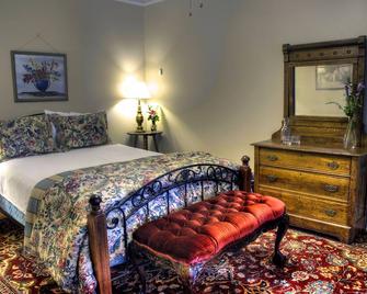 The York House Inn - Clayton - Bedroom