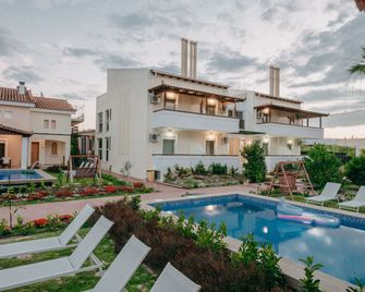 Corinthian Village - Vrachati