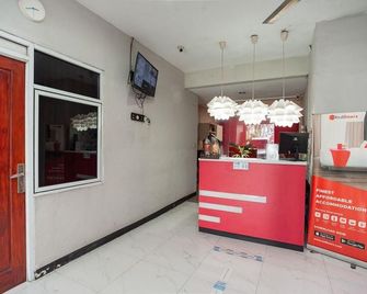 Mega Stay Near Mall Kelapa Gading - Yakarta - Recepción