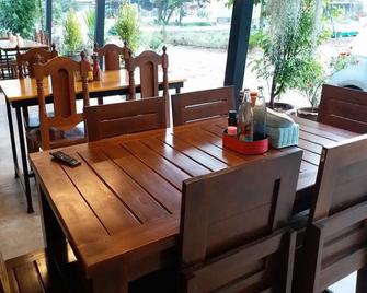 Nan Naparesort - Pua - Restaurante