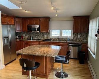 Jersey Shore Waterfront - Manasquan River - Brick - Kitchen