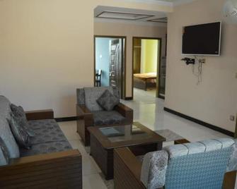 Mustafa's Palace - Bhurban - Living room