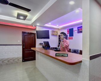 OYO Hotel Shanthala Boarding And Lodge - Surathakal - Front desk
