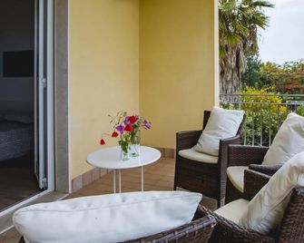 Villa Il Faro - Carrozziere - Balcón