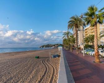 Apartamento Marina - 羅列特海岸 - 海灘