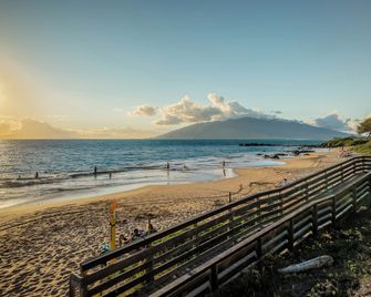 Island Surf 506 - Kīhei - Beach