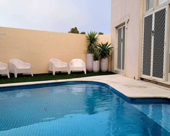 Number 4 Smugglers Inn - Victor Harbor - Pool