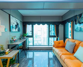 Dayin Art Photography Inn (Zhuoyi Xintiandi Branch) - Zigong - Bedroom