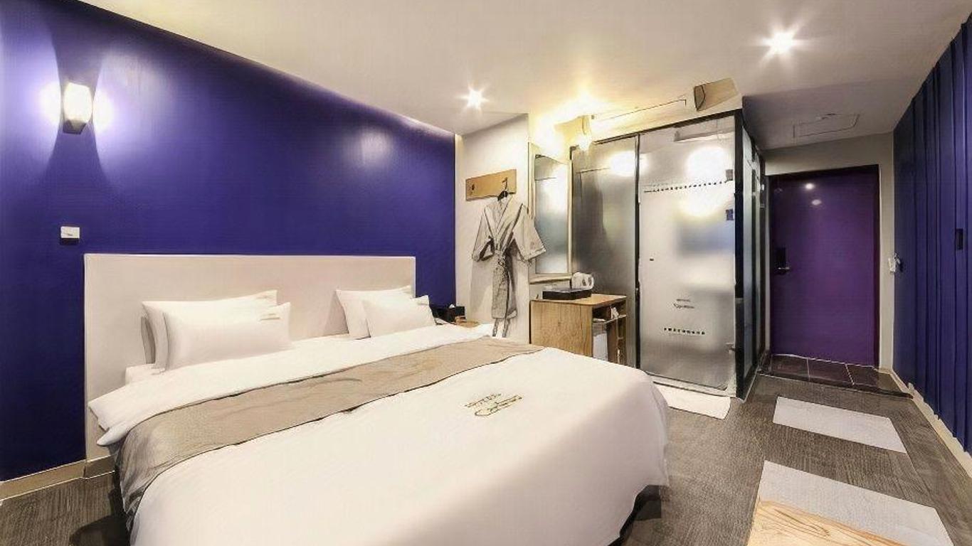 Busan Oncheonjang Hotel Carino