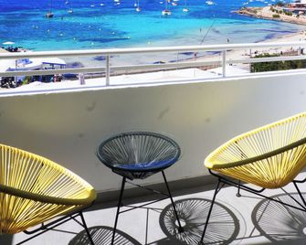 Typic Marina Playa - Adults Only - Sant Antoni de Portmany - Balcone