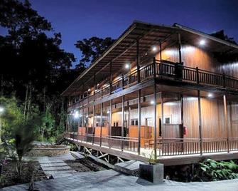 Pratasaba Resort - Pulau Maratua - Edifício