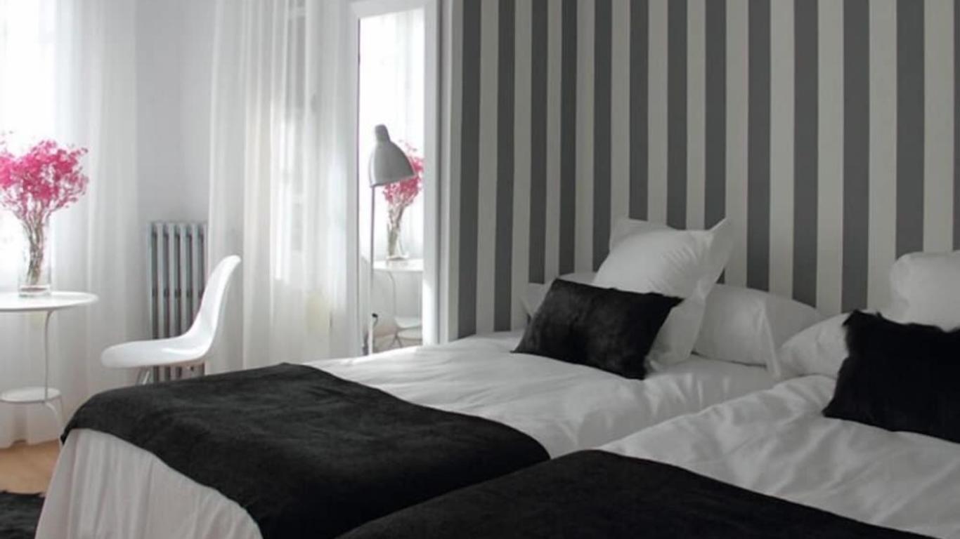7 Moons B&B