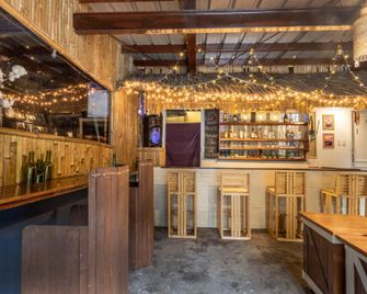 Baybayin Hostel and Co-Live - Μανίλα - Bar