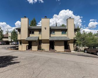 Villamont 6916 - Silverthorne - Building