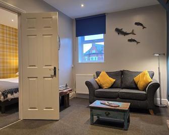 Ashburton House - B&B - סקארבורו - סלון