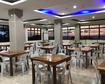 Godo's Plaza Hotel and Restaurant - Culasi - Restaurant