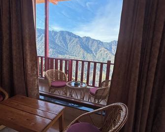 The Vintage Hill Village - Himalayan Boutique Resort - New Tehri - Balcón