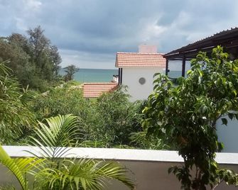 Meya Beach Walk Hotel - Mahabalipuram - Outdoor view