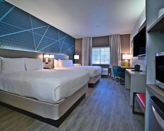 Comfort Inn and Suites Sierra Vista near Ft Huachuca - Sierra Vista - Bedroom
