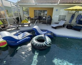 3 Bedroom Home Heated Pool Weber Grill Located Right On The 7th Golf Hole - Palmetto - Gym