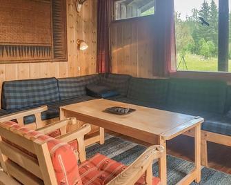 2 Bedroom Beautiful Home In Aurskog - Aurskog - Living room