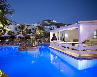 Polikandia Hotel - Folegandros - Pool