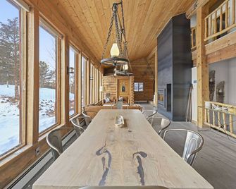 Mountain Top Modern Luxury Lodge w/ 360 Views and Sauna - Idaho Springs - Dining room