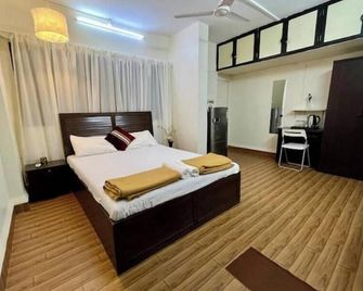 La France Cosy Studio Apartment - Mumbai