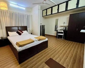 La France Cosy Studio Apartment - Mumbai