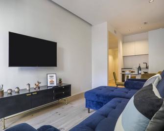 Milan Luxury Gem-Hosted By Sweetstay - Milán - Sala de estar