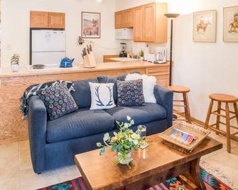 Outpost: Spruces 3 - Located in the Aspens! - Wilson - Living room