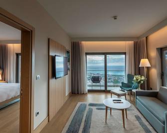 Radisson Blu Hotel Trabzon - Trabzon - Wohnzimmer