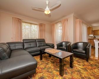 Nelson Street 19 - Nelson Bay - Living room