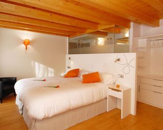 Hostal Rimbombin - בורגס - חדר שינה