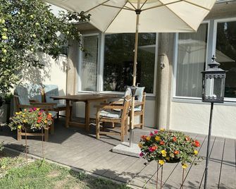 Feel-good house 60s retro design modern near Munich - Muehldorf - Patio