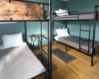 Bright 10 Bed Stylish Cozy Home In Nyc Suburb - Boonton - Bedroom