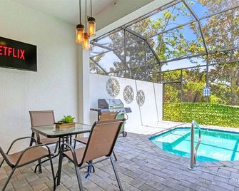 Upstay - Welcoming Wonderland w Private Pool - Davenport