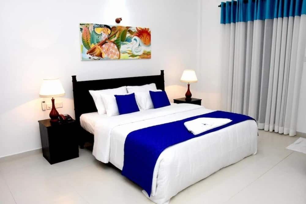 بلو سبرينج هوتل