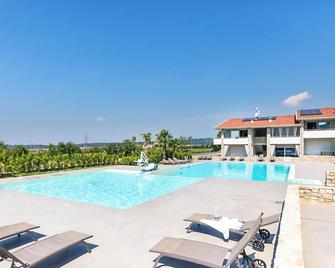 Le Mele 7 by Wonderful Italy - Lonato del Garda - Piscina