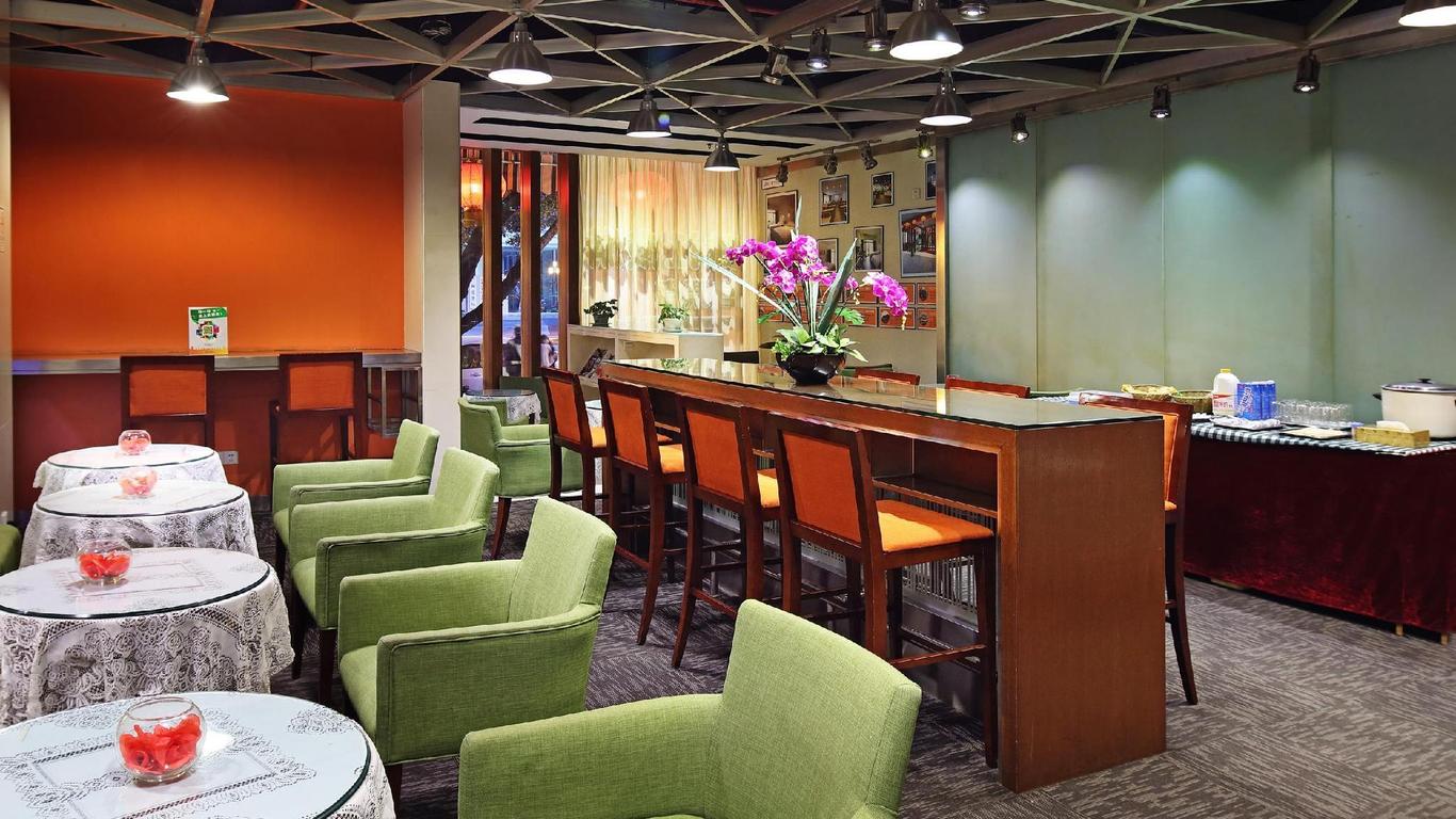 Yanjiang East Garden Inn