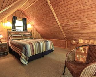 Laurelwood - by The Chalets - Logan - Спальня