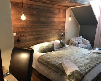 Auberge de la Paix - Briançon - Schlafzimmer