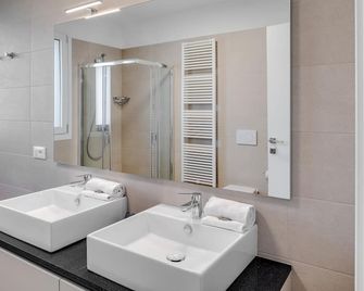 Oleandro Holiday Apartments - Bardolino - Łazienka