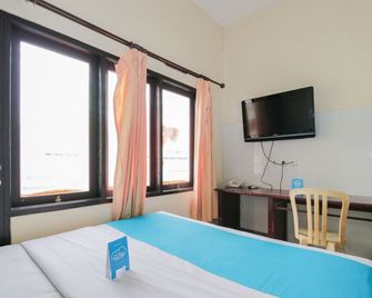 Airy Sirimau Cendrawasih 32 Ambon - Ambon