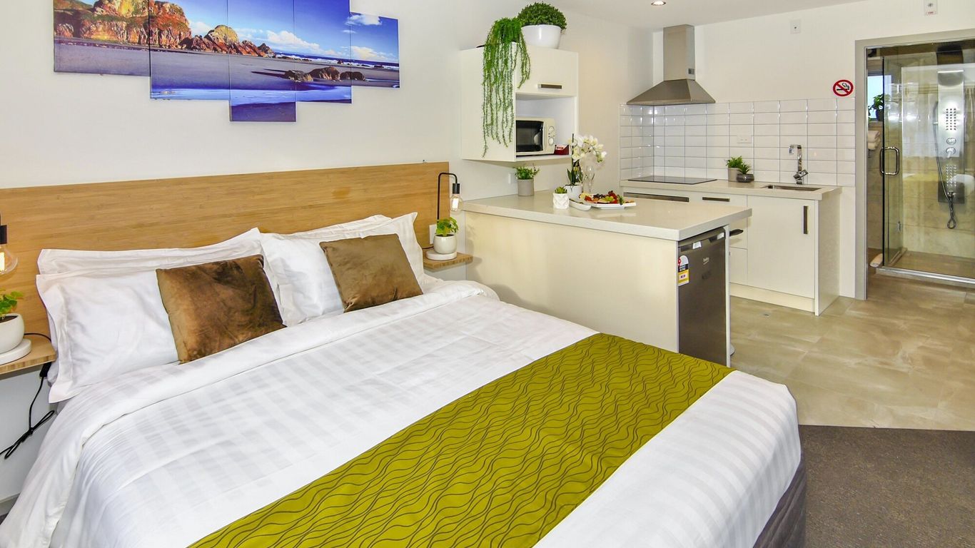 Newlands Court Motel