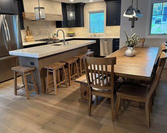 Island view cottage on crystal clear spring fed lake. - Burlington - Keuken