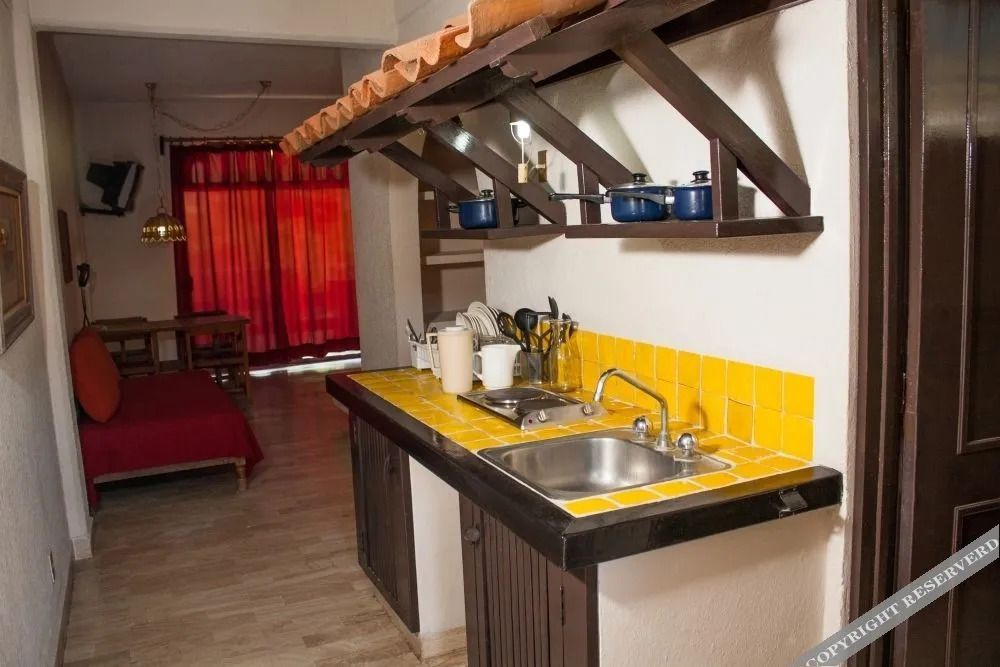 Solimar Inn Suites - איקסטפה זיהואטנחו